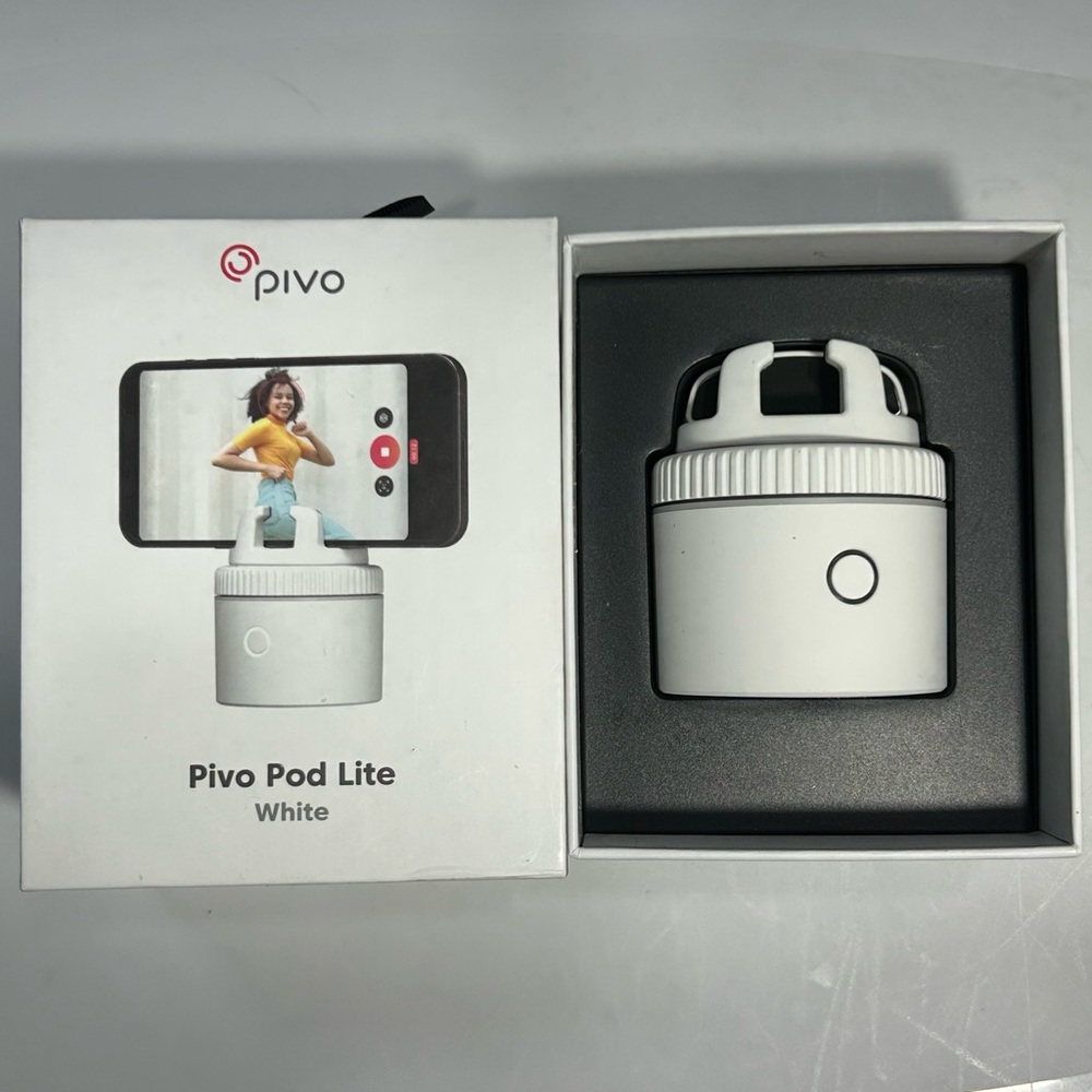 Pivo Pod Lite - Auto Facetracking Phone Holder